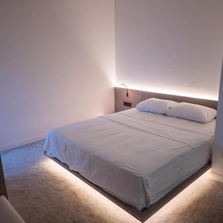 Bloom Suites Приштина Екстер'єр фото