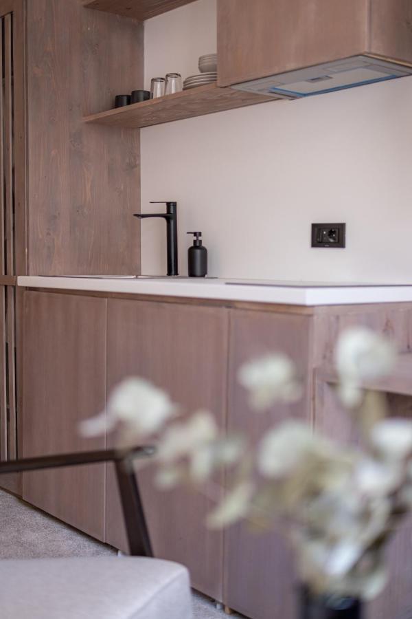 Bloom Suites Приштина Екстер'єр фото