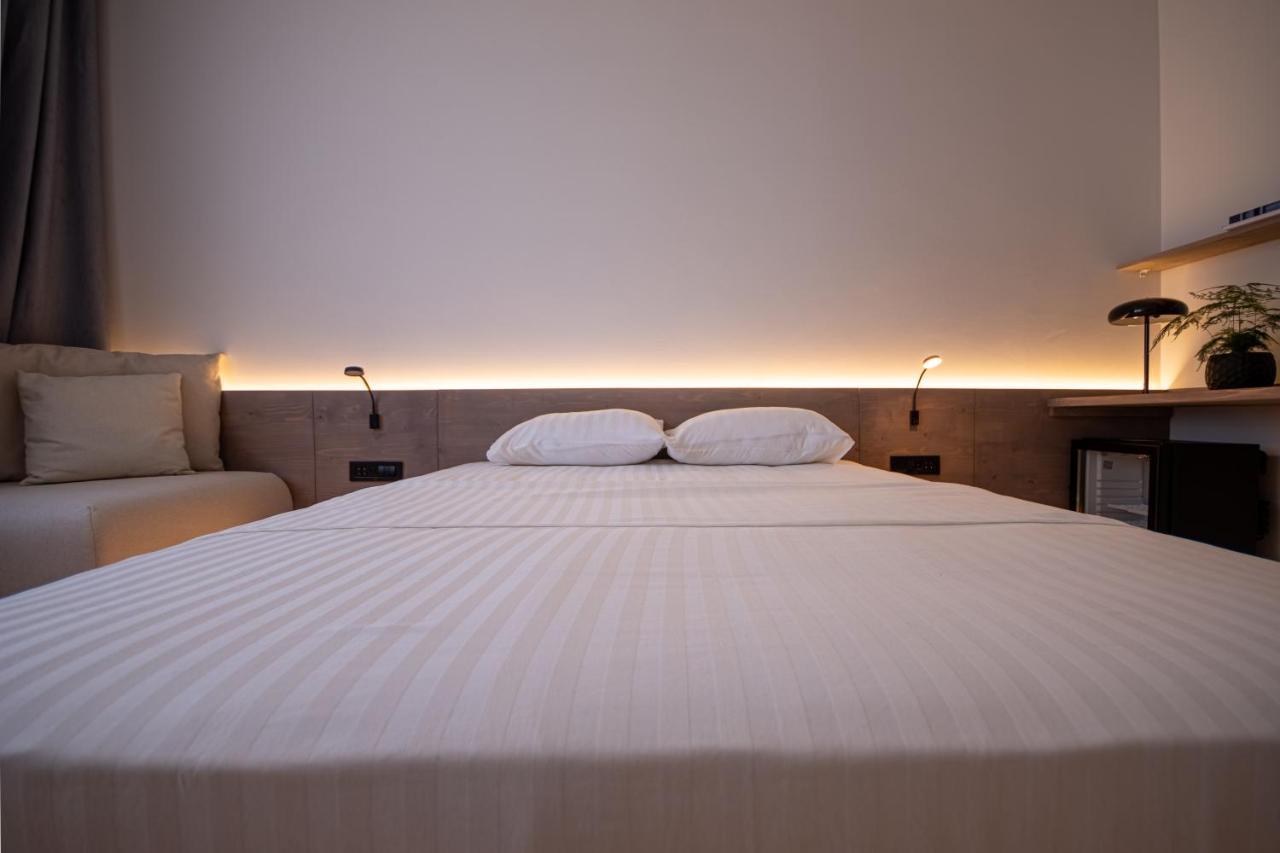 Bloom Suites Приштина Екстер'єр фото
